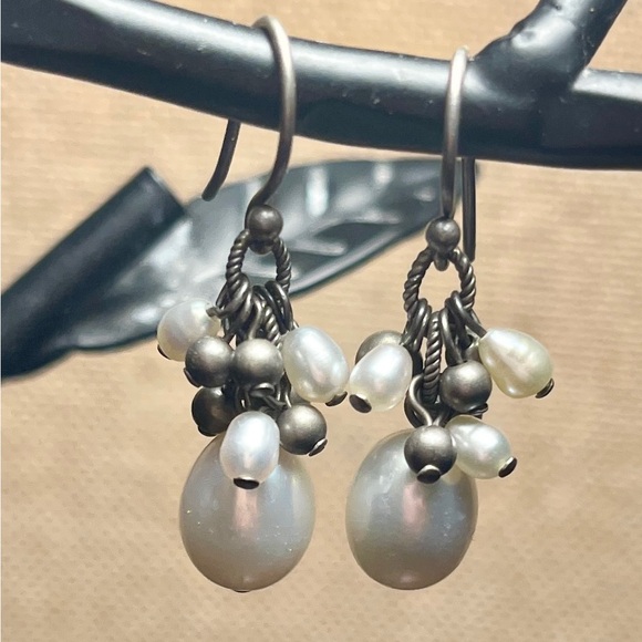 Silpada Pearl Cluster Earrings - Picture 2 of 7